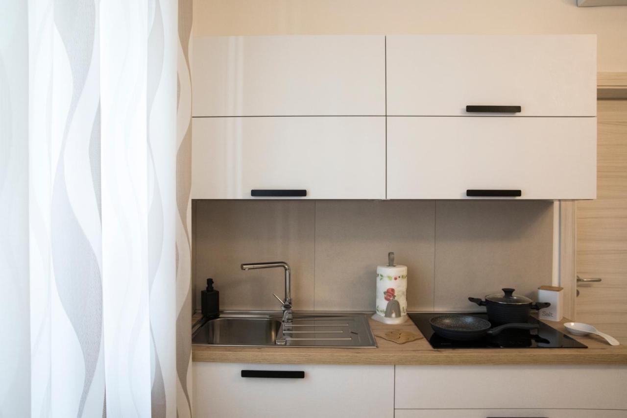 Apartament La Casa Di Ari Neapol Zewnętrze zdjęcie